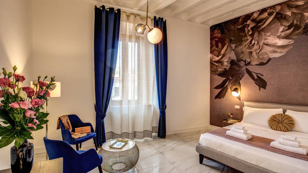 Little-queen-collection-roma-deluxe-10