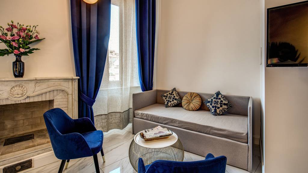 Little-queen-collection-roma-deluxe-28