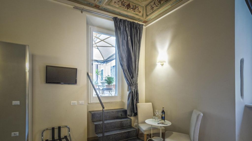 matrimonaile-5-little-queen-suite-2